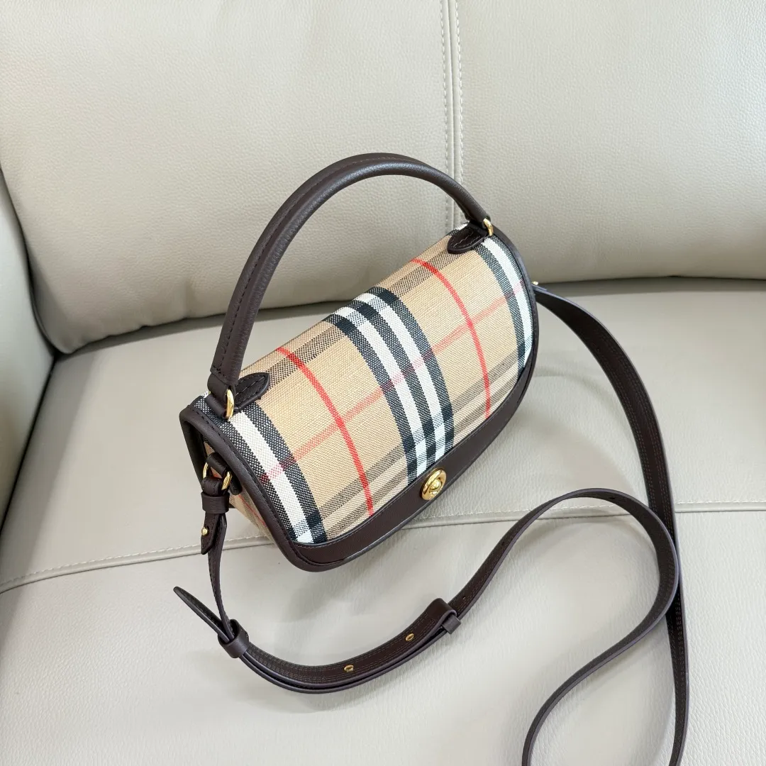 All categories Burberry women's bags (Burberry) Burberry 245