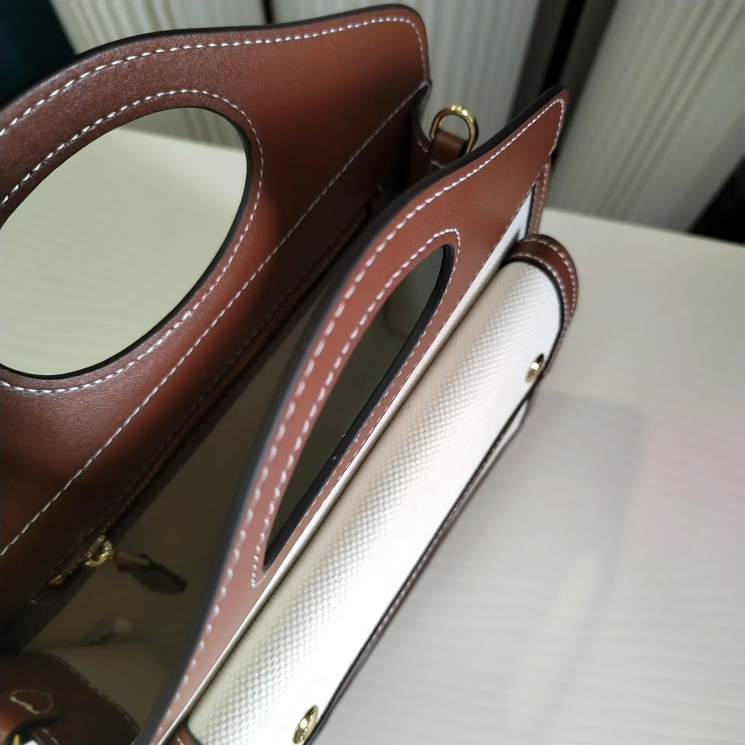 All Categories Official Website "Brand Women's Bags" Women's Bags 💙 Burberry 2024 Official Website New Burberry Crossbody Bag