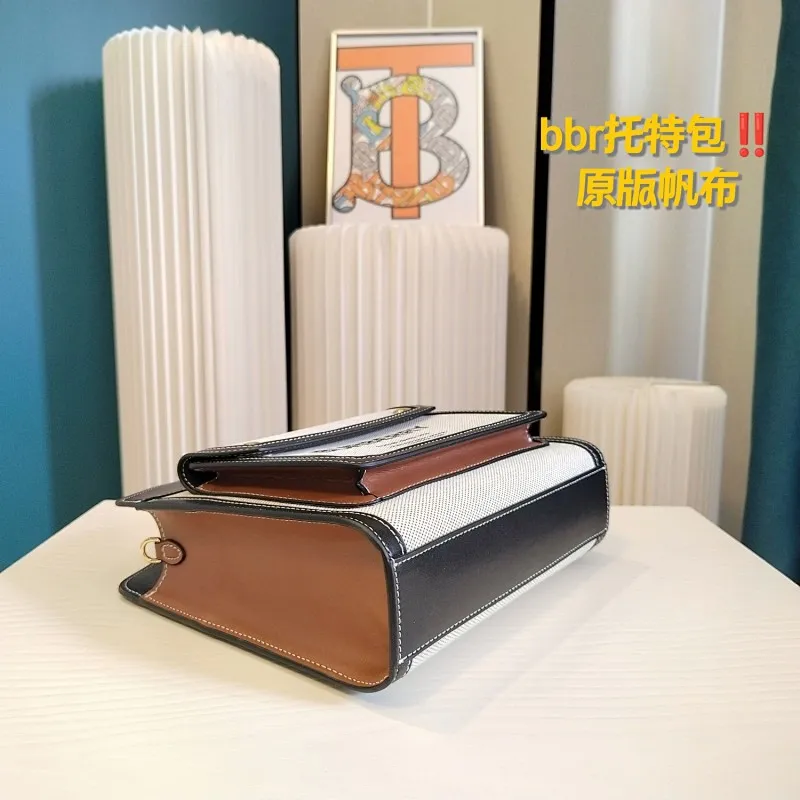 All Categories Official Website "Brand Women's Bags" Women's Bags 💙 Burberry 2024 Official Website New Burberry Crossbody Bag