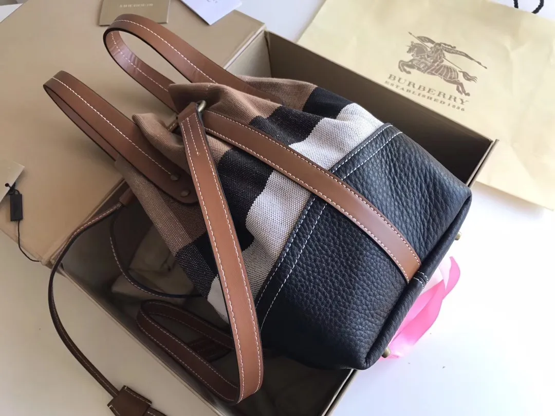 All categories Burberry women's bags (Burberry) Burberry original order 5541