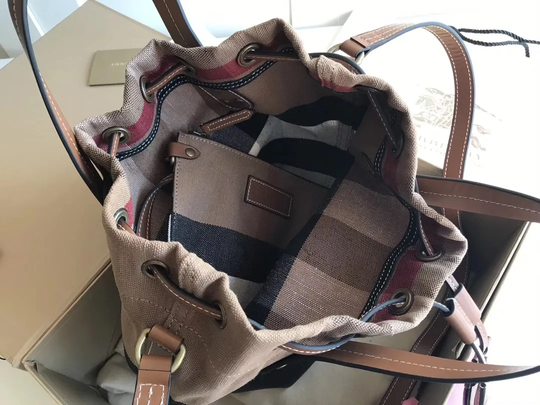 All categories Burberry women's bags (Burberry) Burberry original order 5541