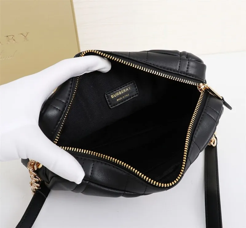 All categories Burberry women's bags (Burberry) Burberry 8392