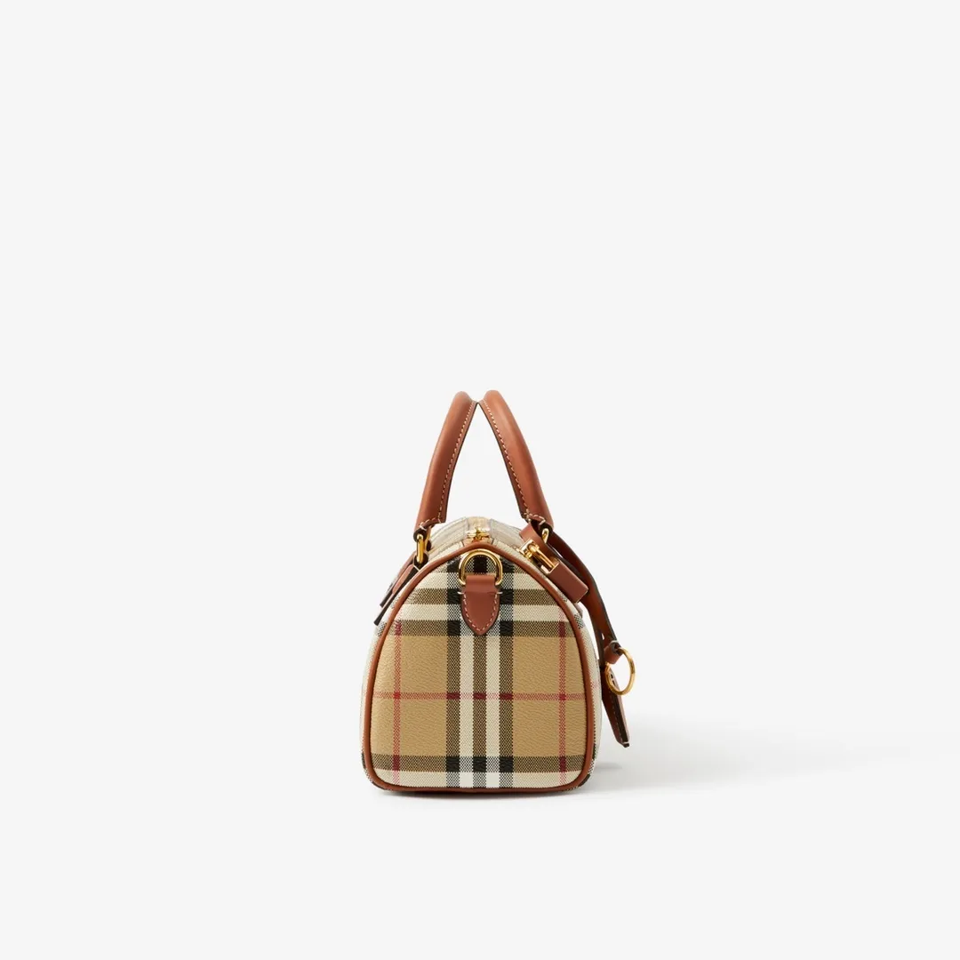 All categories Burberry women's bags (Burberry) Burberry 8372