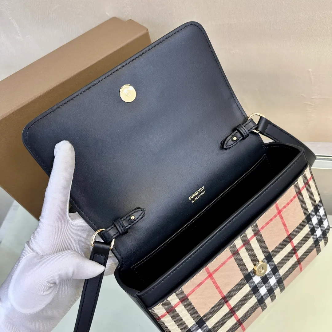 All Categories Official Website "Brand Women's Bags" Women's Bags 💙 Burberry 2025 New Burberry Crossbody Bag