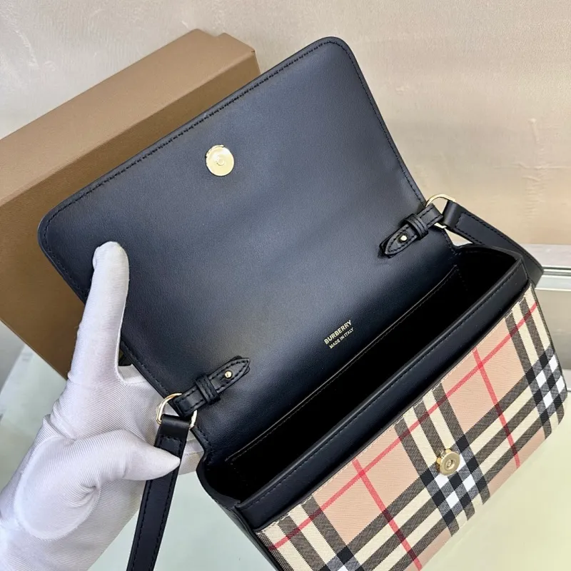All Categories Official Website "Brand Women's Bags" Women's Bags 💙 Burberry 2025 New Burberry Crossbody Bag