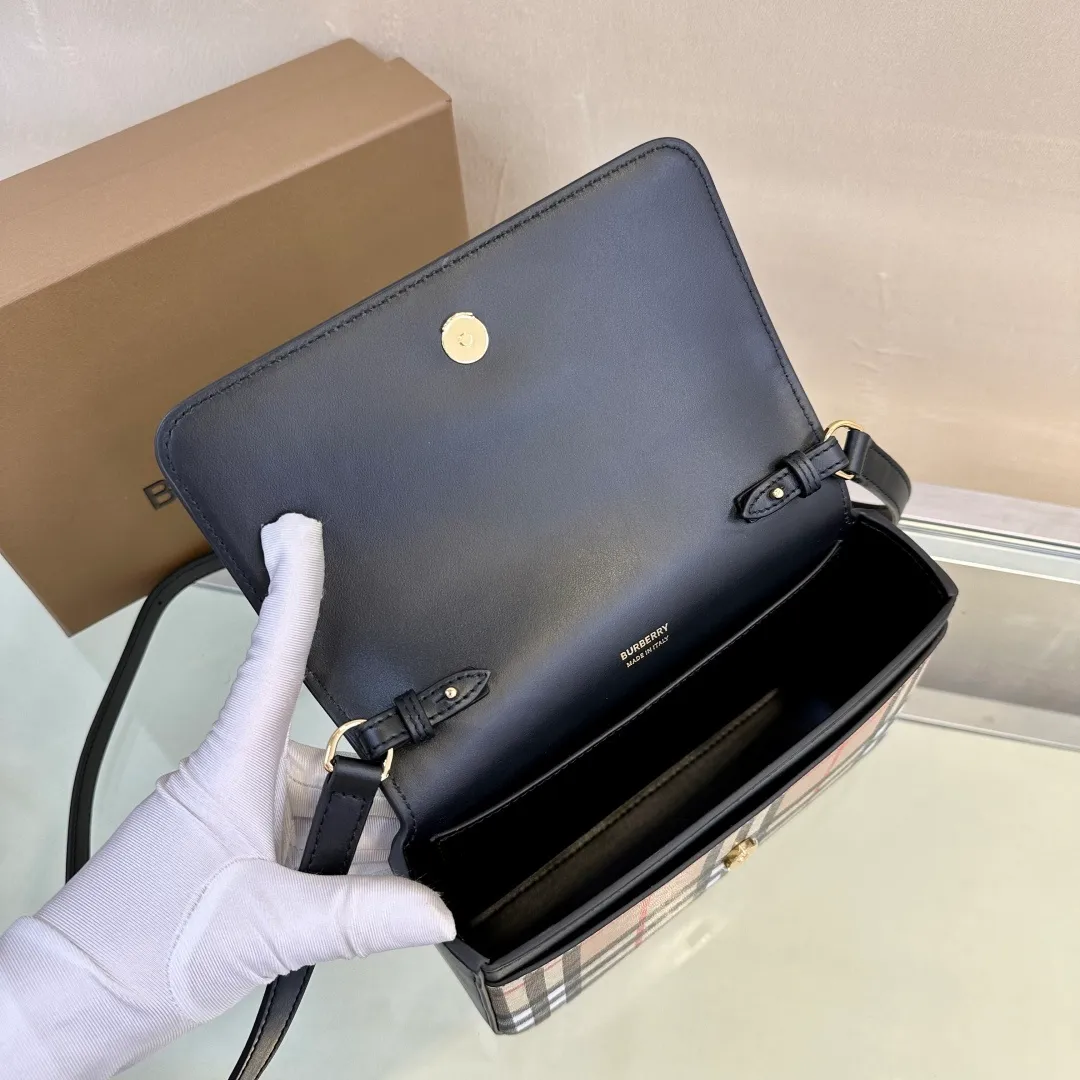All Categories Official Website "Brand Women's Bags" Women's Bags 💙 Burberry 2025 New Burberry Crossbody Bag