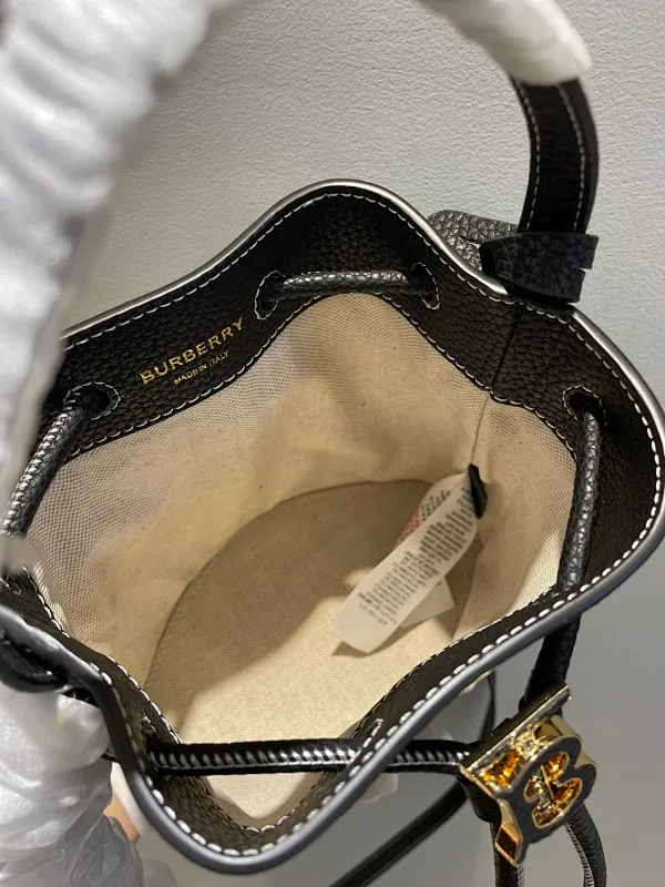 All categories Burberry women's bags (Burberry) Burberry 3306