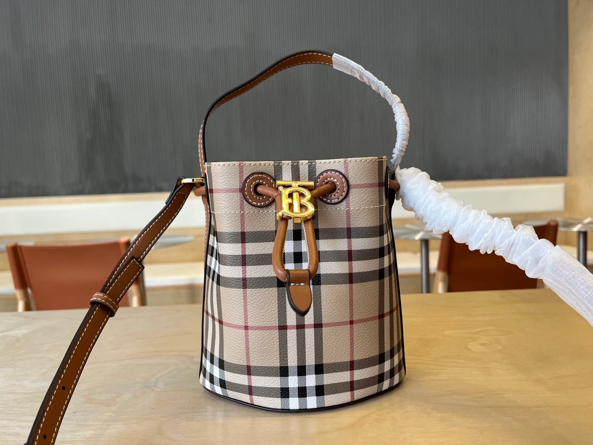 All categories Burberry women's bags (Burberry) Burberry 3306