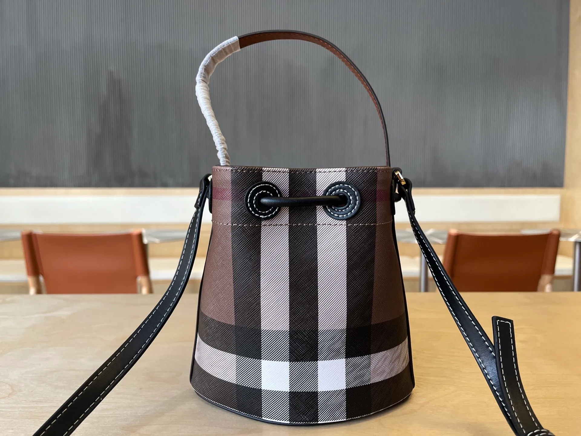 All categories Burberry women's bags (Burberry) Burberry 3306