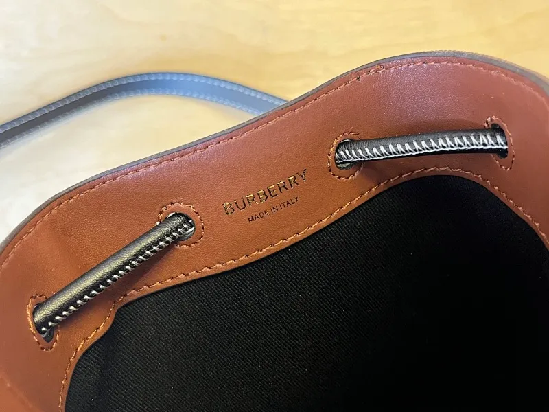 All categories Burberry women's bags (Burberry) Burberry 3306