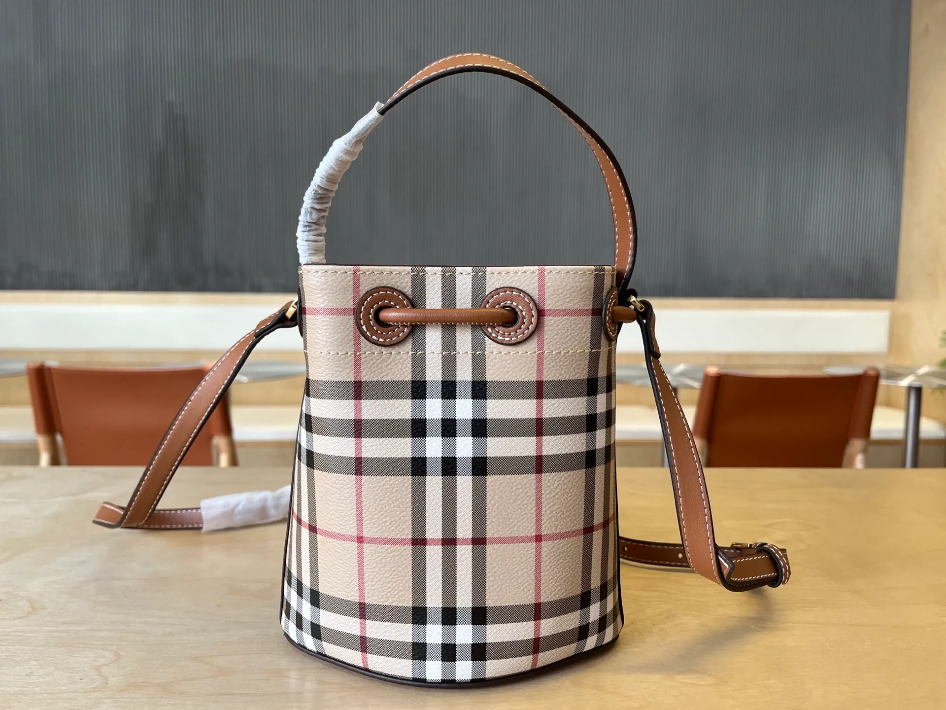 All categories Burberry women's bags (Burberry) Burberry 3306