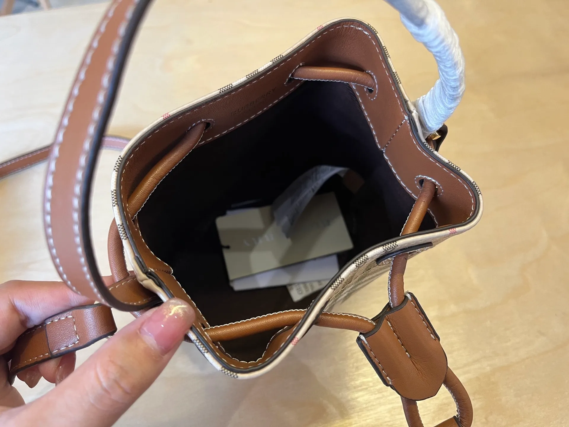 All categories Burberry women's bags (Burberry) Burberry 3306