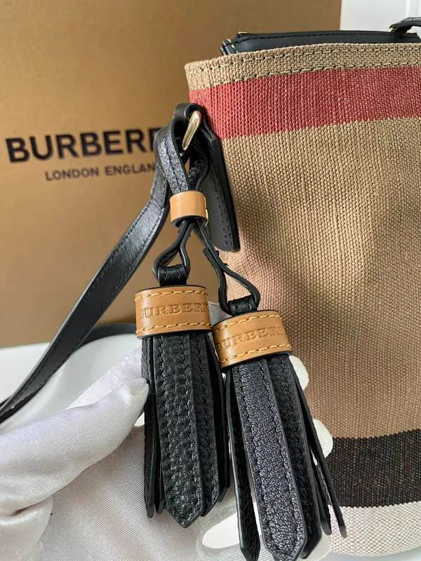 All Categories Official Website "Brand Women's Bags" Women's Bags 💙 Burberry 2025 New Burberry Crossbody Bag