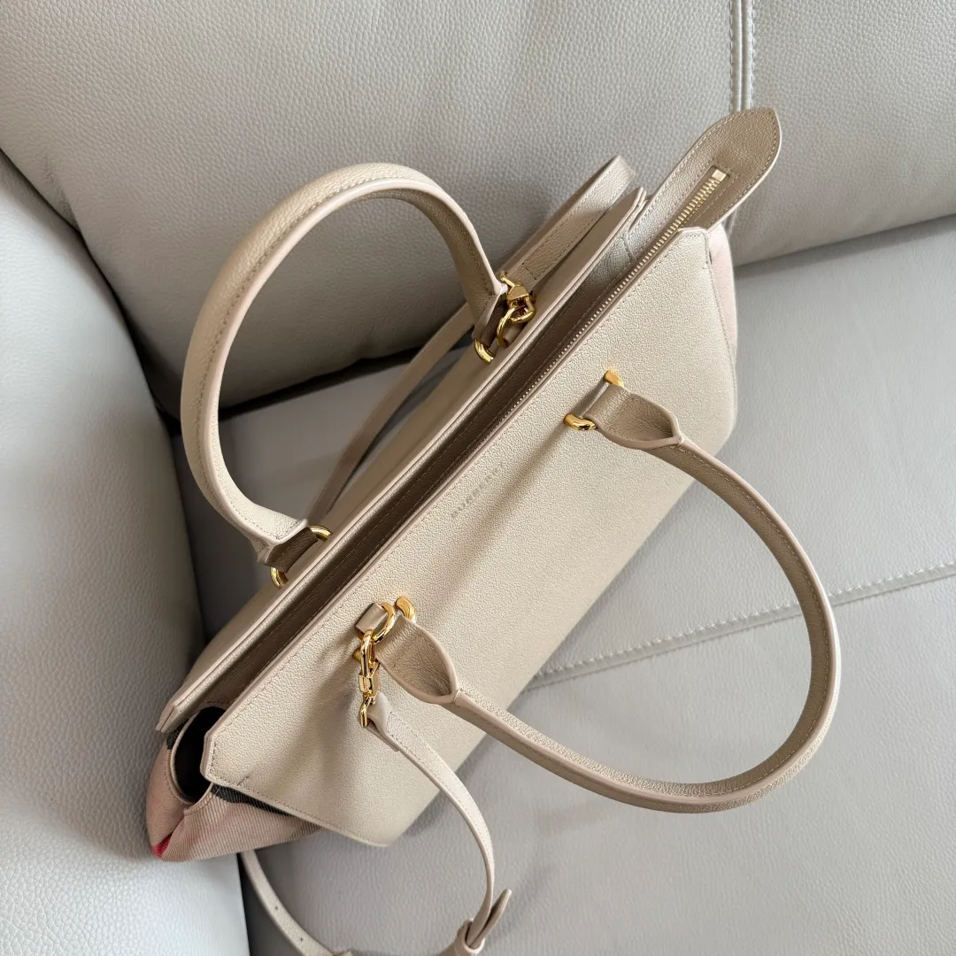 All categories Burberry women's bags (Burberry) Burberry 471