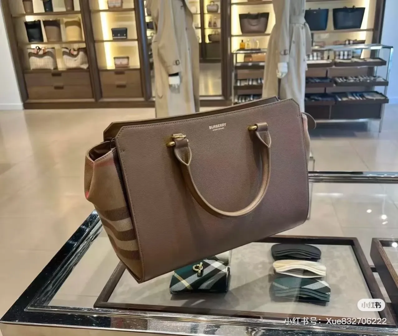 All categories Burberry women's bags (Burberry) Burberry 471