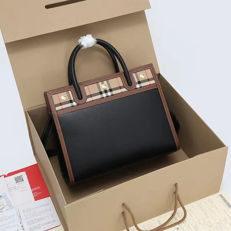 All categories Burberry women's bags (Burberry) Burberry 83661697685635000