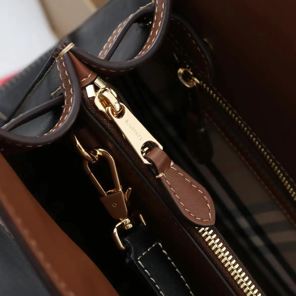 All categories Burberry women's bags (Burberry) Burberry 83661697685635000