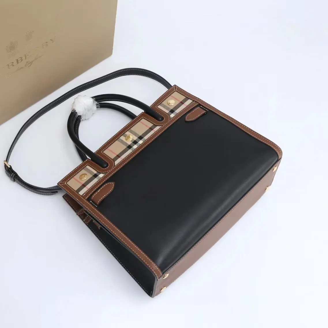 All categories Burberry women's bags (Burberry) Burberry 83661697685635000