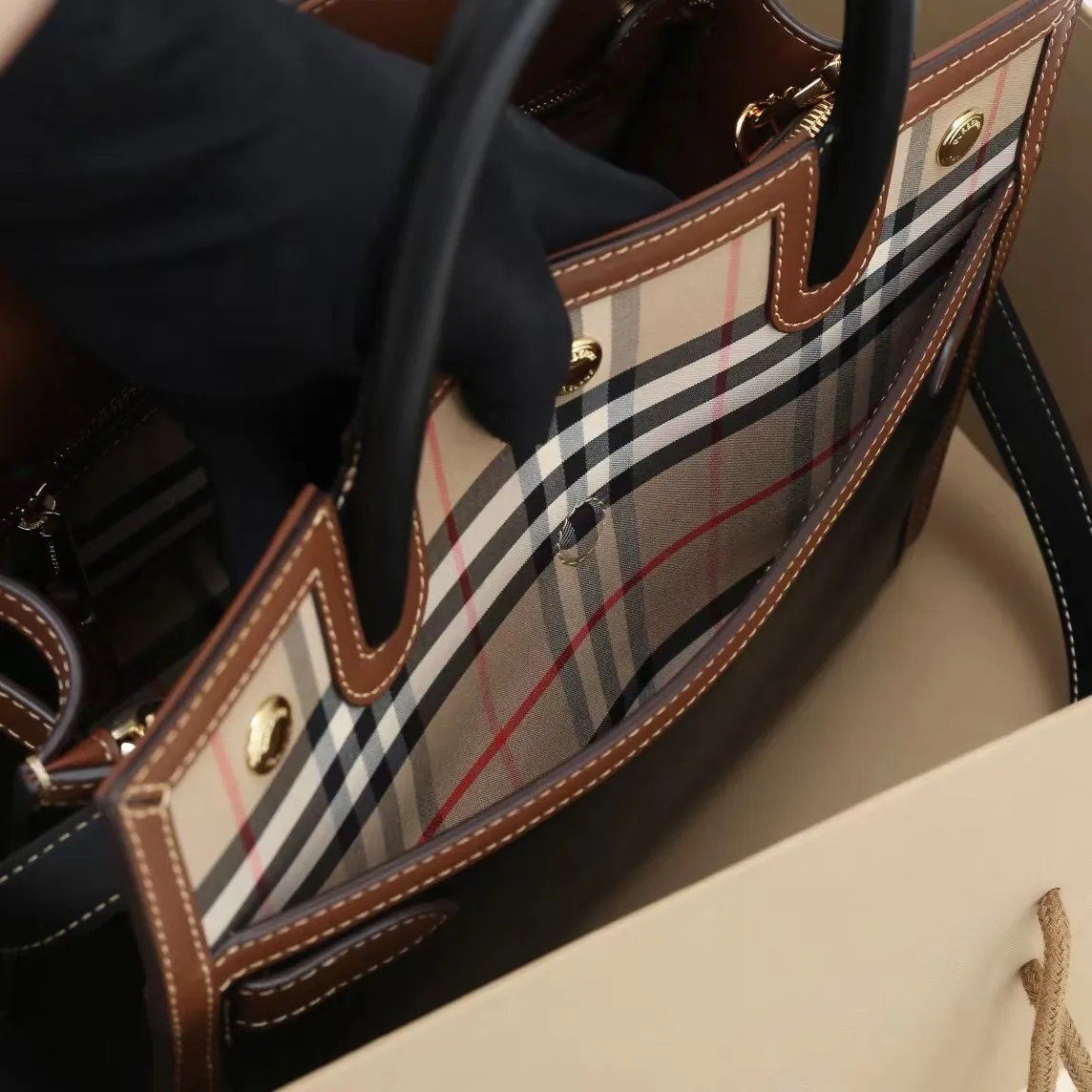 All categories Burberry women's bags (Burberry) Burberry 83661697685635000