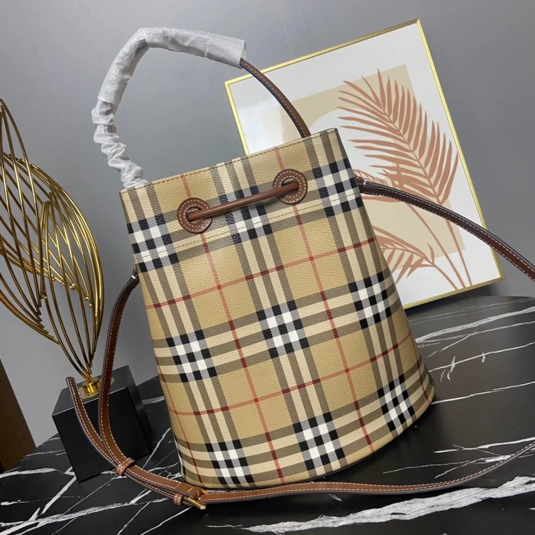All categories Burberry women's bags (Burberry) Burberry 3303