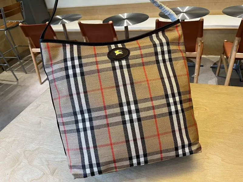 All categories Burberry women's bags (Burberry) Burberry 3551
