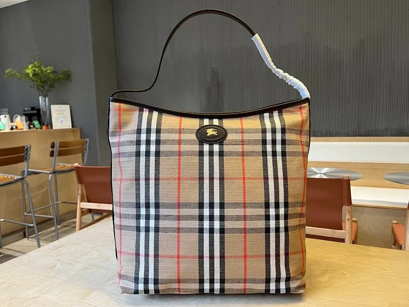All categories Burberry women's bags (Burberry) Burberry 3551