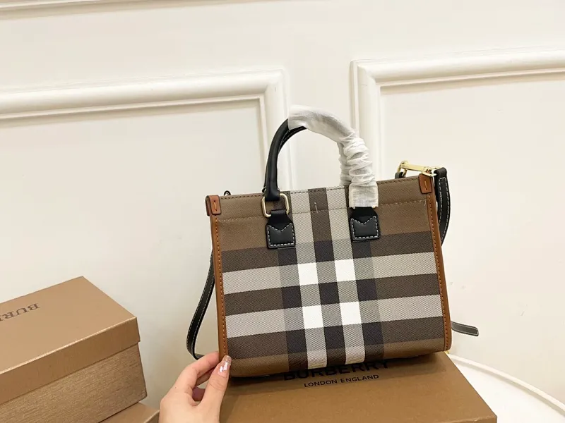 All Categories Official Website "Brand Women's Bags" Women's Bags 💙 Burberry 2023 New Burberry Handbags