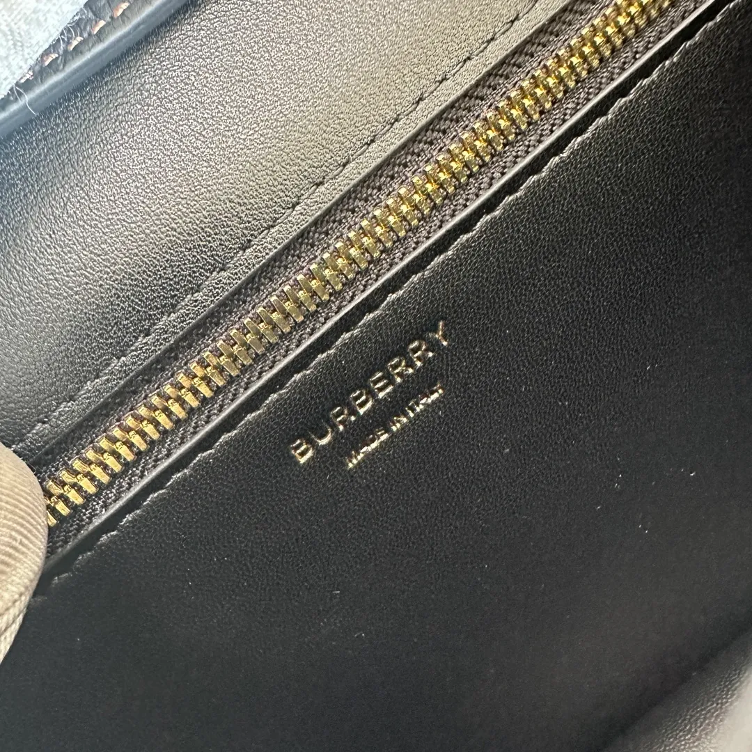 All Categories Official Website "Brand Women's Bags" Women's Bags 💙 Burberry 2025 New Burberry Crossbody Bag