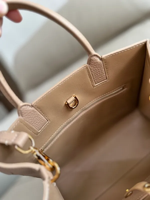 All Categories Official Website "Brand Women's Bags" Women's Bags 💙 Burberry 2025 New Burberry Handbags