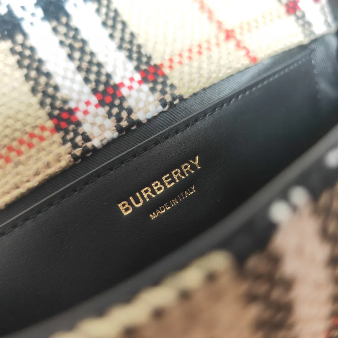 All categories Burberry women's bags (Burberry) Burberry 8393