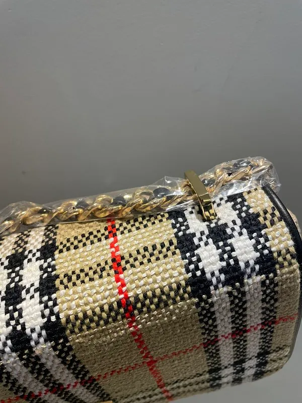 All categories Burberry women's bags (Burberry) Burberry 8393