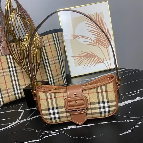 All categories Burberry women's bags (Burberry) Burberry 3308