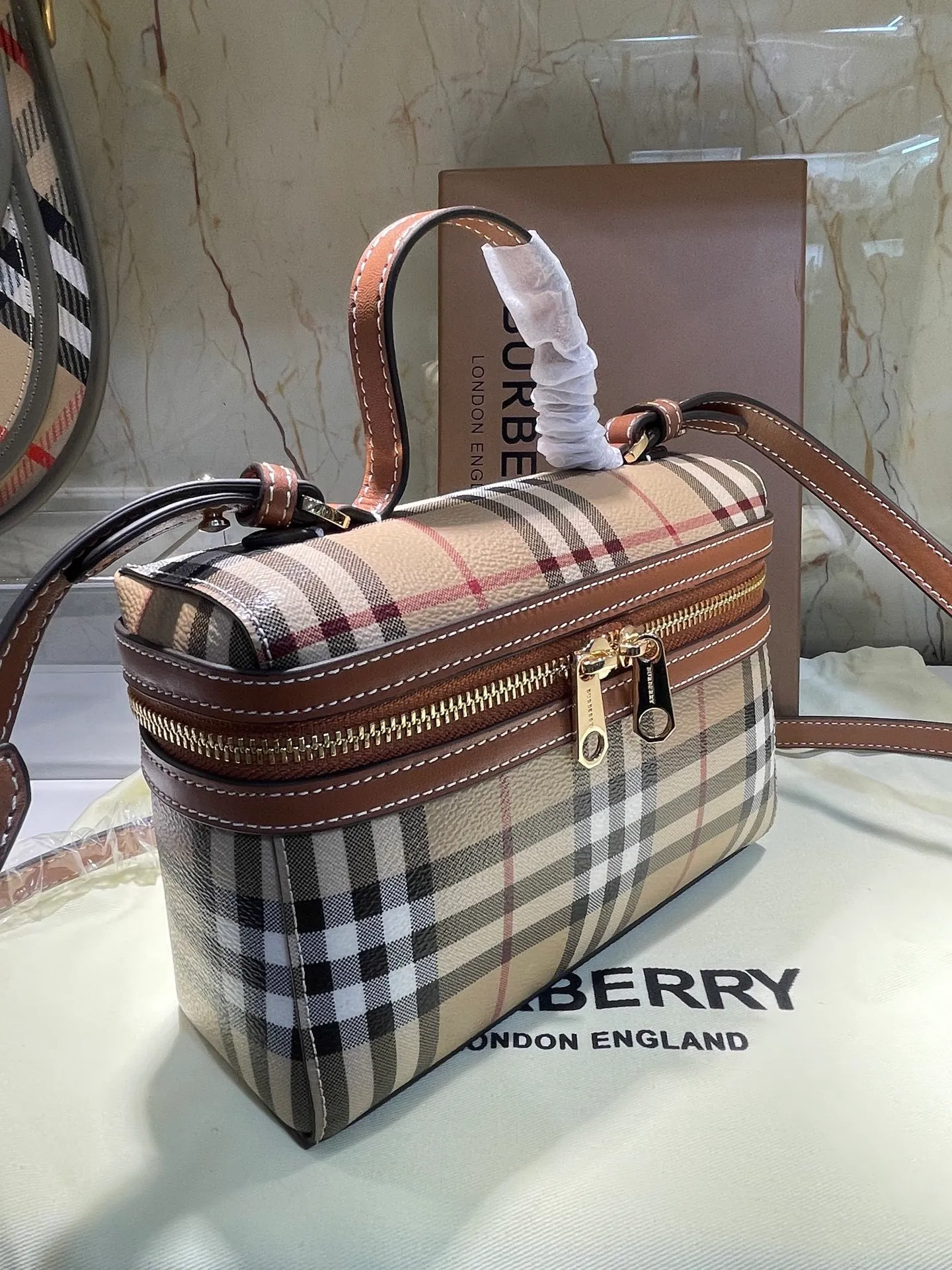 All categories Burberry women's bags (Burberry) Burberry 3066