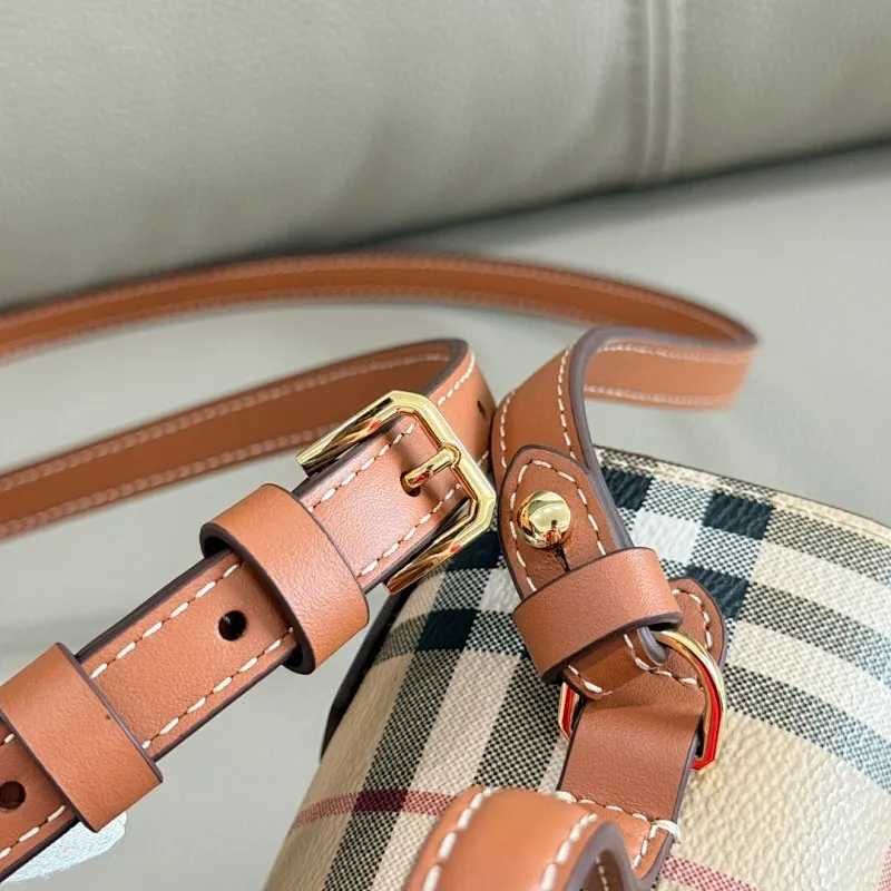 All Categories Official Website "Brand Women's Bags" Women's Bags 💙 Burberry 2025 New Burberry Crossbody Bag