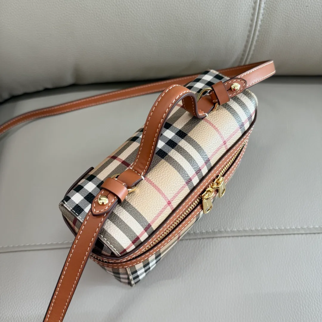 All Categories Official Website "Brand Women's Bags" Women's Bags 💙 Burberry 2025 New Burberry Crossbody Bag