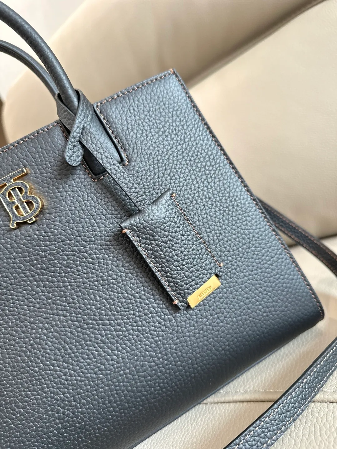 All Categories Official Website "Brand Women's Bags" Women's Bags 💙 Burberry 2025 New Burberry Handbags