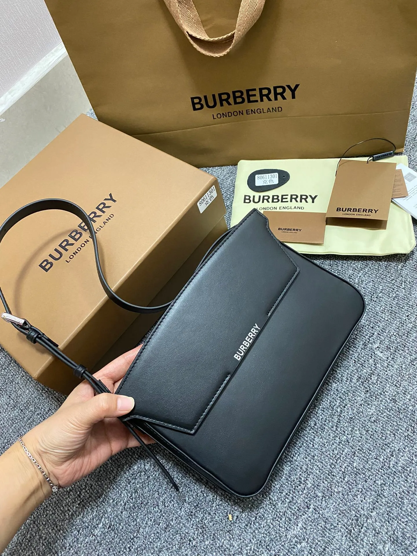 All Categories Official Website "Brand Women's Bags" Women's Bags 💙 Burberry 2025 New Burberry Crossbody Bag