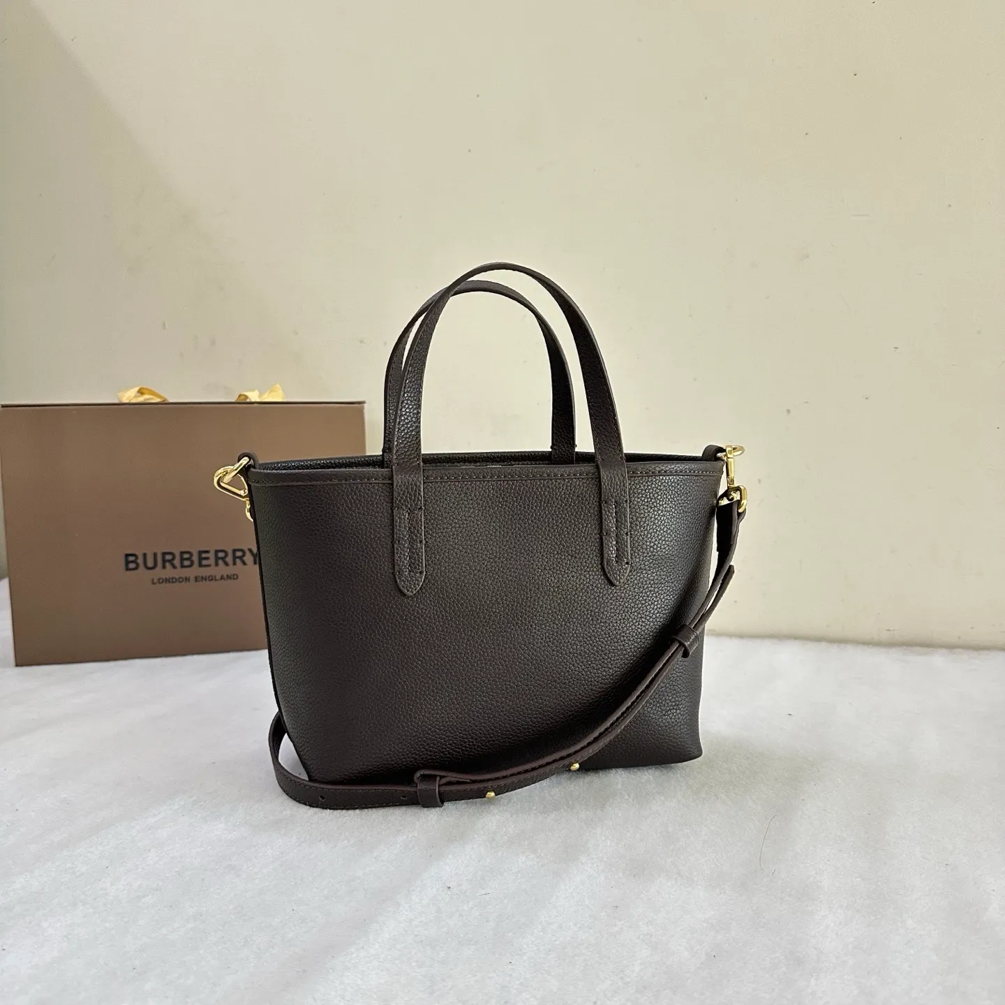 All categories Burberry women's bags (Burberry) Burberry original order 2210