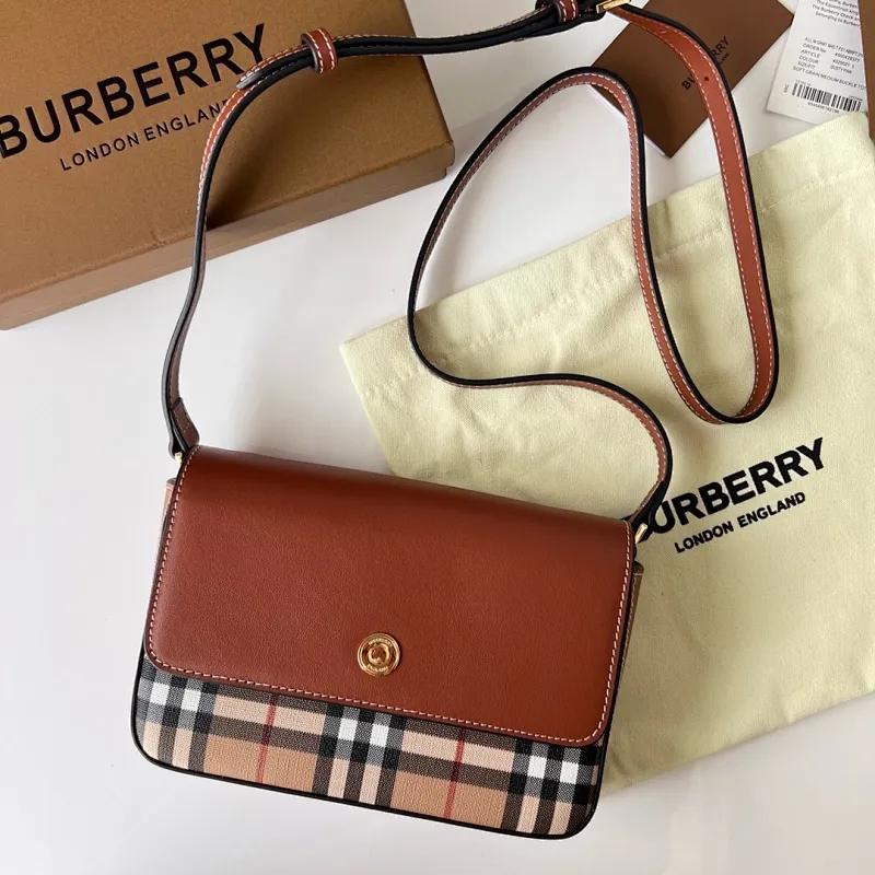 All categories Burberry women's bags (Burberry) Burberry 6603