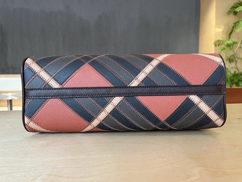 All categories Burberry women's bags (Burberry) Burberry 1980
