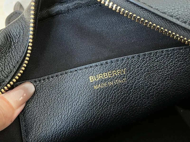 All categories Burberry women's bags (Burberry) Burberry 1980