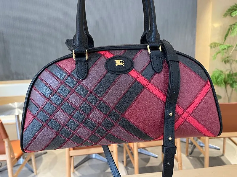 All categories Burberry women's bags (Burberry) Burberry 1980