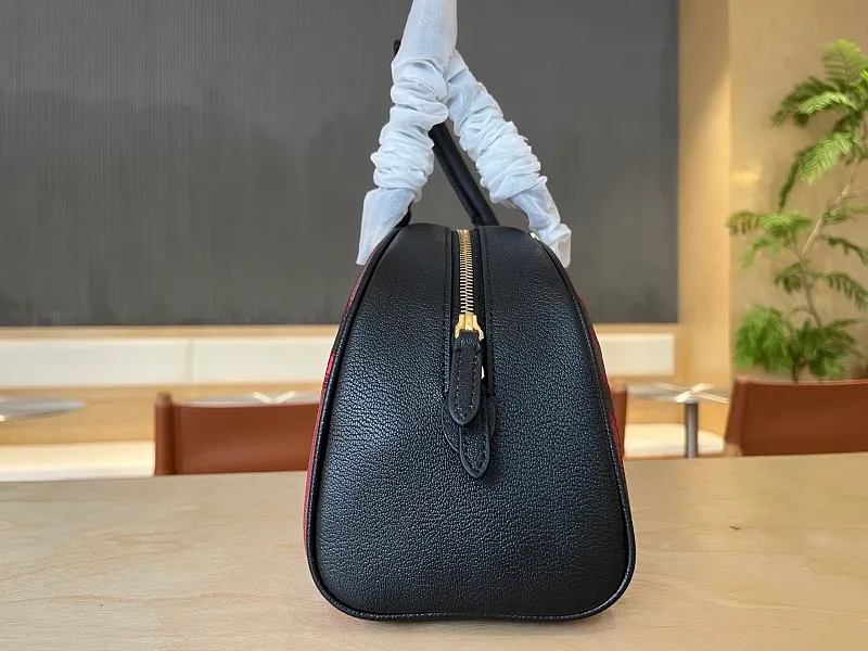All categories Burberry women's bags (Burberry) Burberry 1980