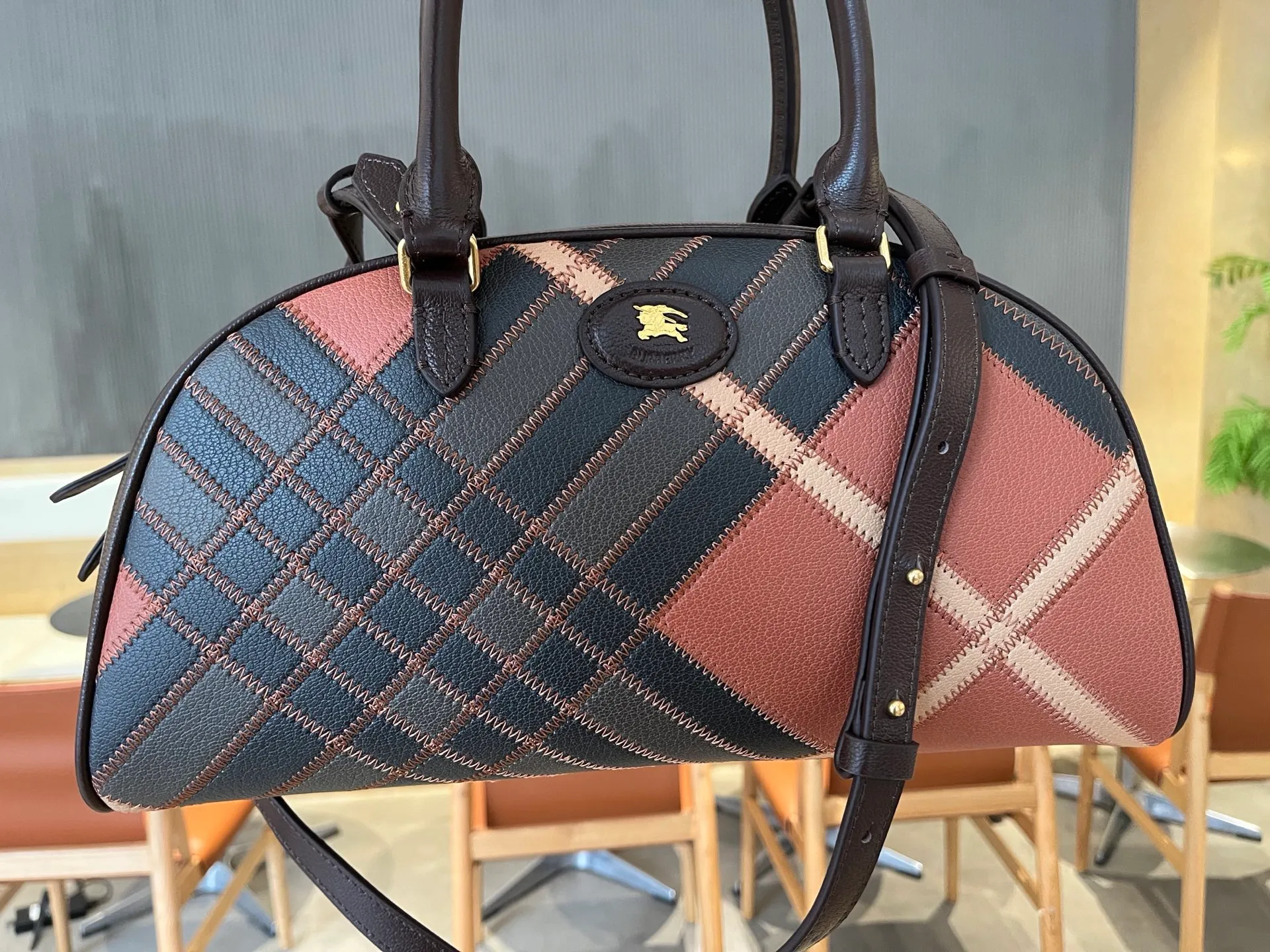 All categories Burberry women's bags (Burberry) Burberry 1980