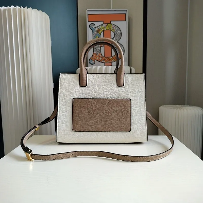 All Categories Official Website "Brand Women's Bags" Women's Bags 💙 Burberry 2024 New Burberry Crossbody Bag