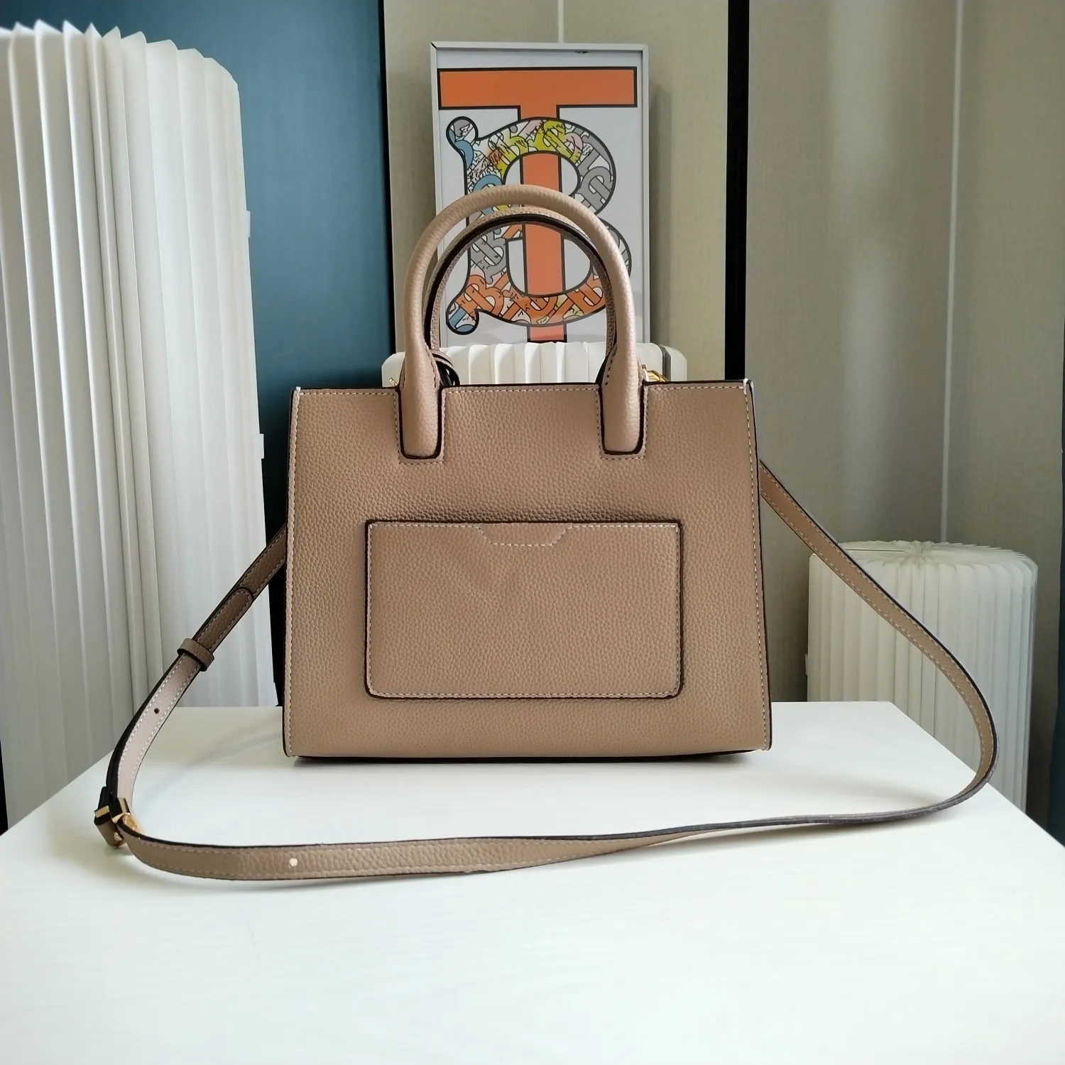 All Categories Official Website "Brand Women's Bags" Women's Bags 💙 Burberry 2024 New Burberry Crossbody Bag