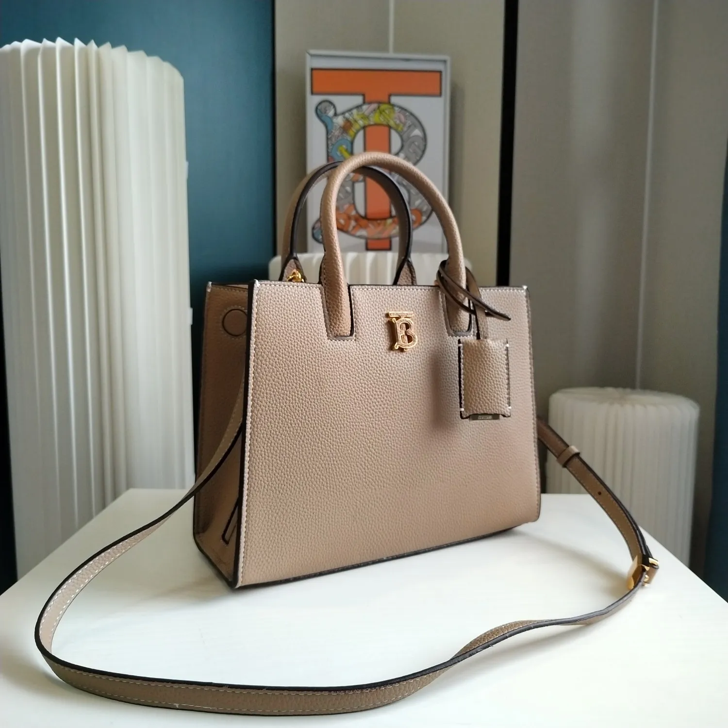 All Categories Official Website "Brand Women's Bags" Women's Bags 💙 Burberry 2024 New Burberry Crossbody Bag