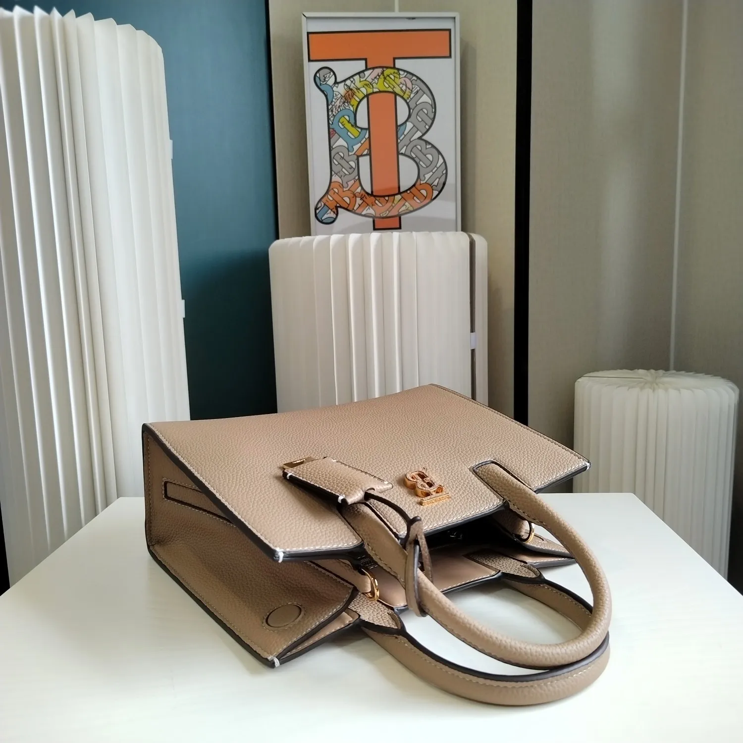 All Categories Official Website "Brand Women's Bags" Women's Bags 💙 Burberry 2024 New Burberry Crossbody Bag