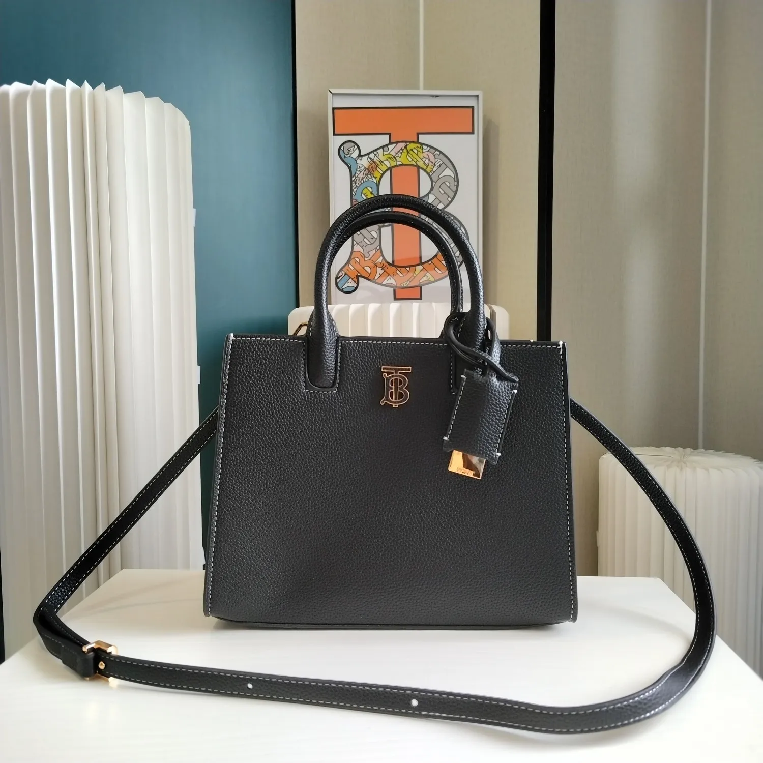 All Categories Official Website "Brand Women's Bags" Women's Bags 💙 Burberry 2024 New Burberry Crossbody Bag