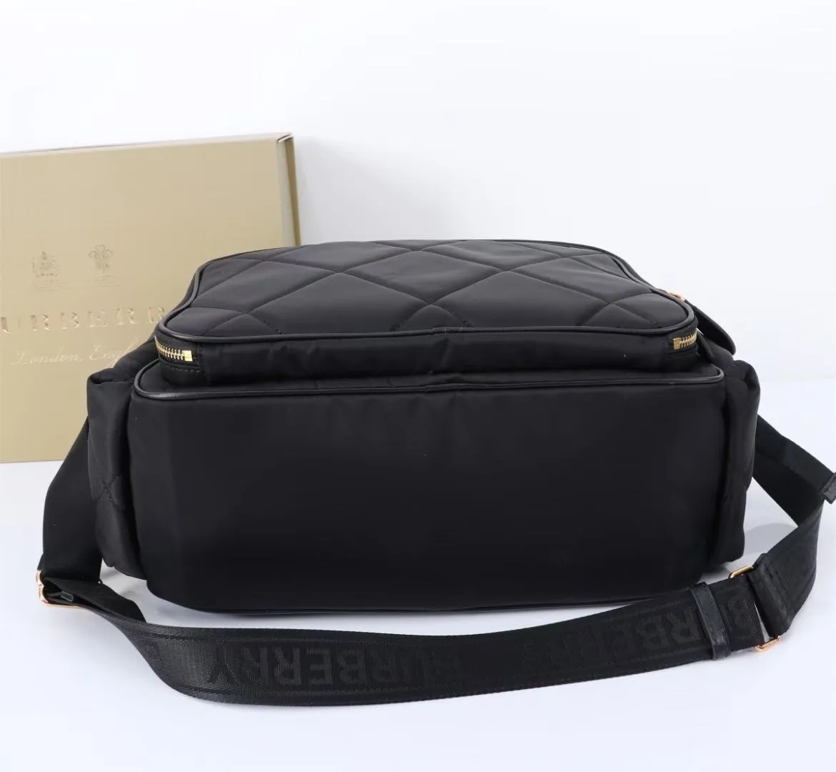 All categories Burberry women's bags (Burberry) Burberry 4317